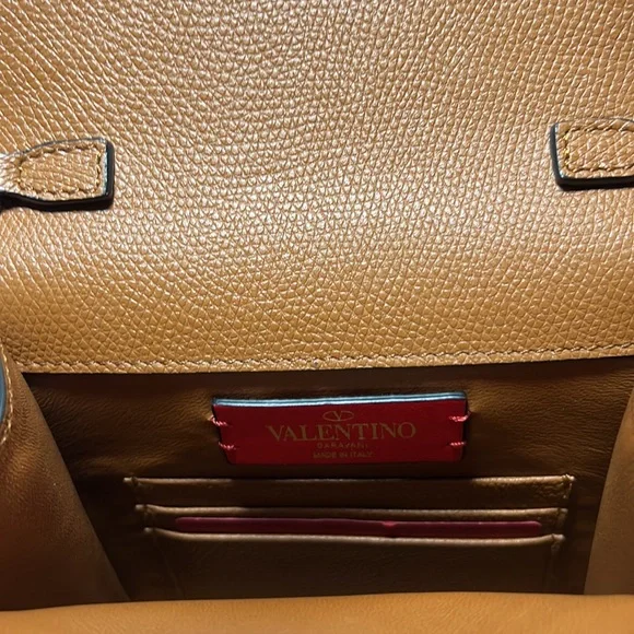 VALENTINO GARAVANI V SLING CROSSBODY BAG - Picture 7 of 9